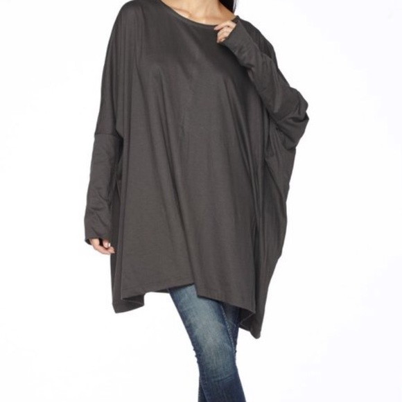 ✨LAST ONE ✨Oversized charcoal knit tunic top - Picture 4 of 7